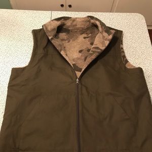 Cabela’s Duckwater Camo Reversible Vest